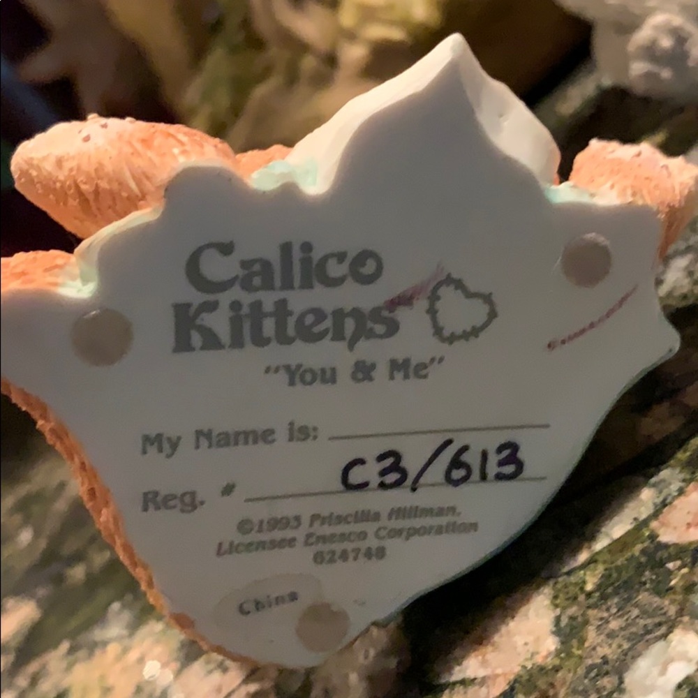 Cute Licensed Kitten Figurines - Picture 5 of 8